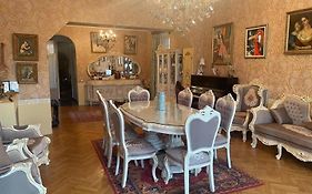 Hostel Castle